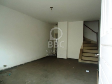 Sobrado à venda com 2 quartos, 100m² - Foto 4