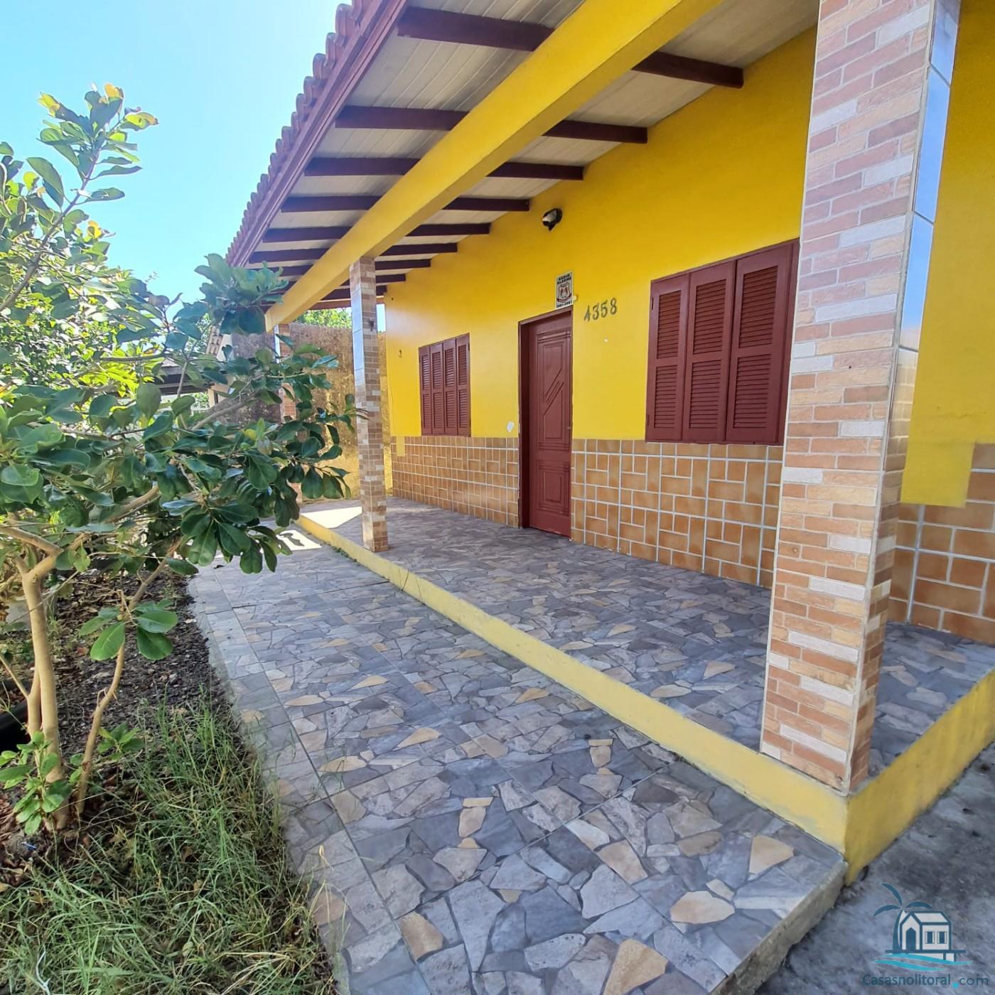 Casa à venda com 3 quartos, 300m² - Foto 1