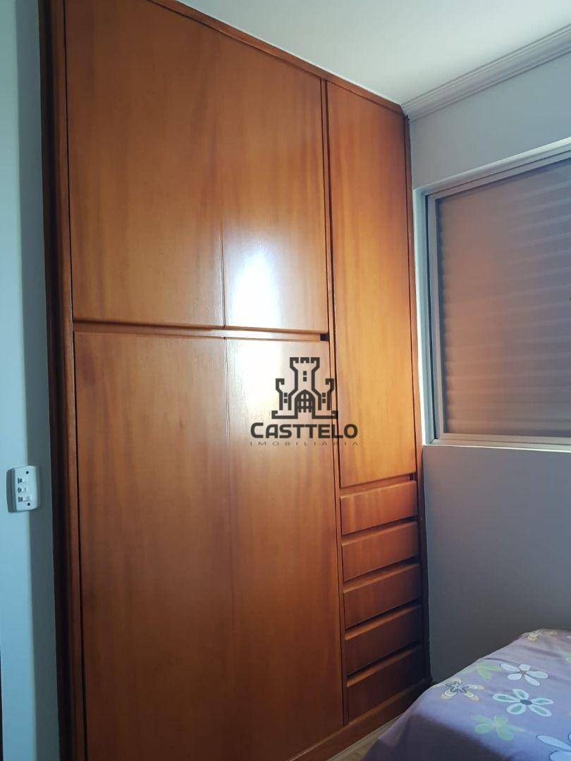 Apartamento à venda com 3 quartos, 77m² - Foto 12