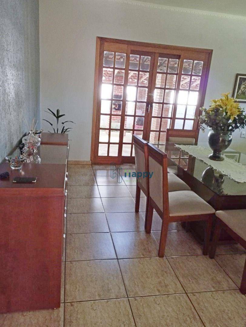 Chácara à venda com 3 quartos, 228m² - Foto 29