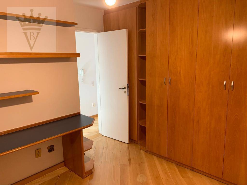 Apartamento para alugar com 3 quartos, 126m² - Foto 14