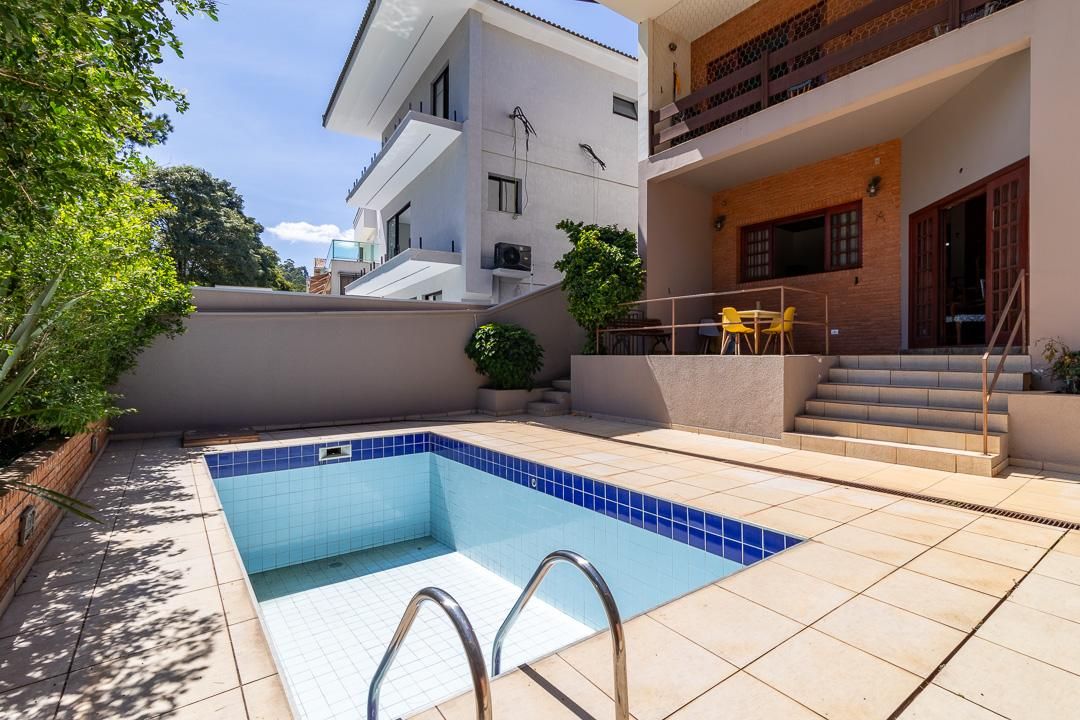 Casa de Condomínio à venda com 4 quartos, 350m² - Foto 28