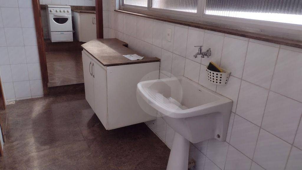 Apartamento à venda com 4 quartos, 158m² - Foto 2