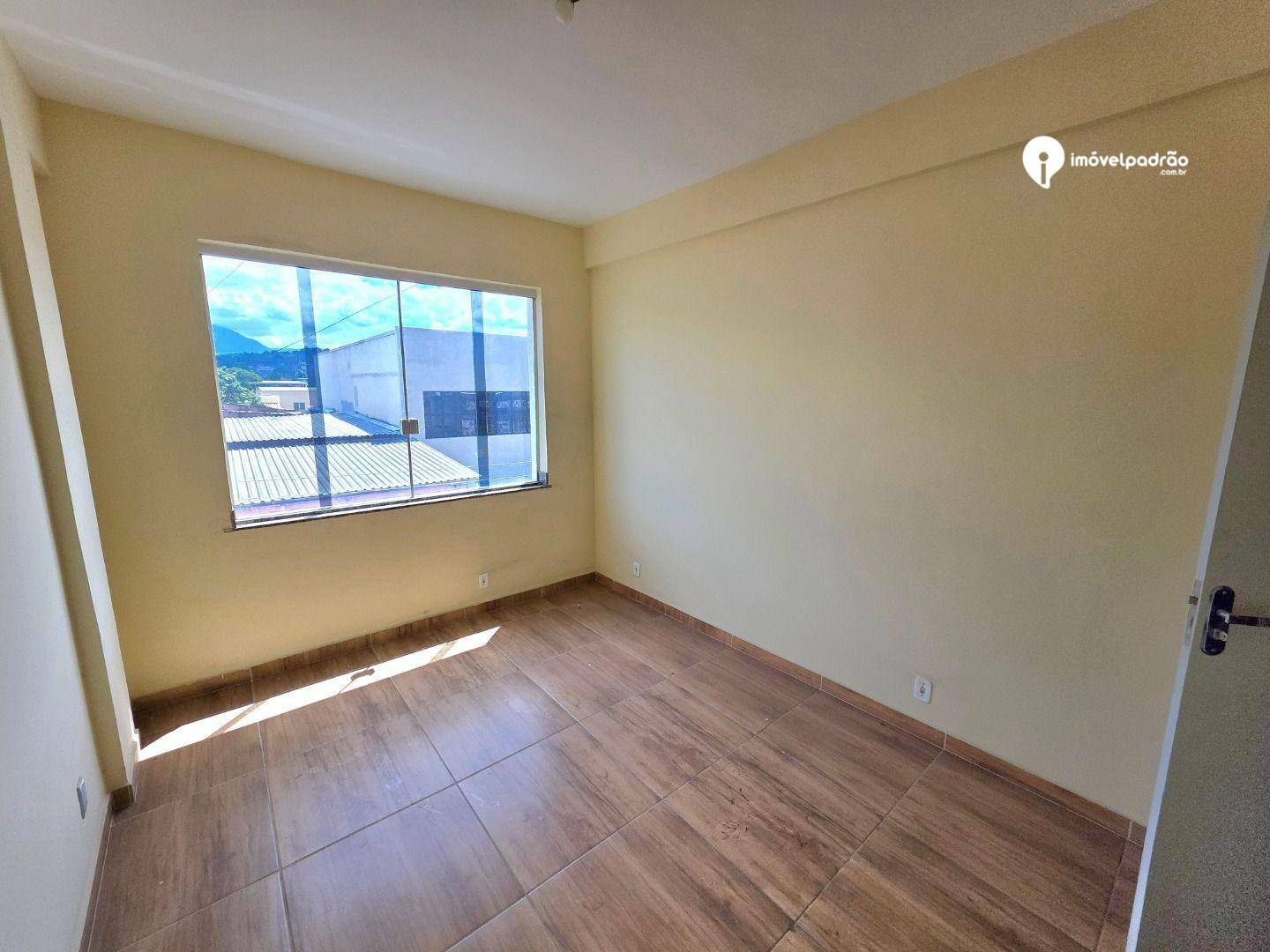 Apartamento para alugar com 2 quartos, 80m² - Foto 4