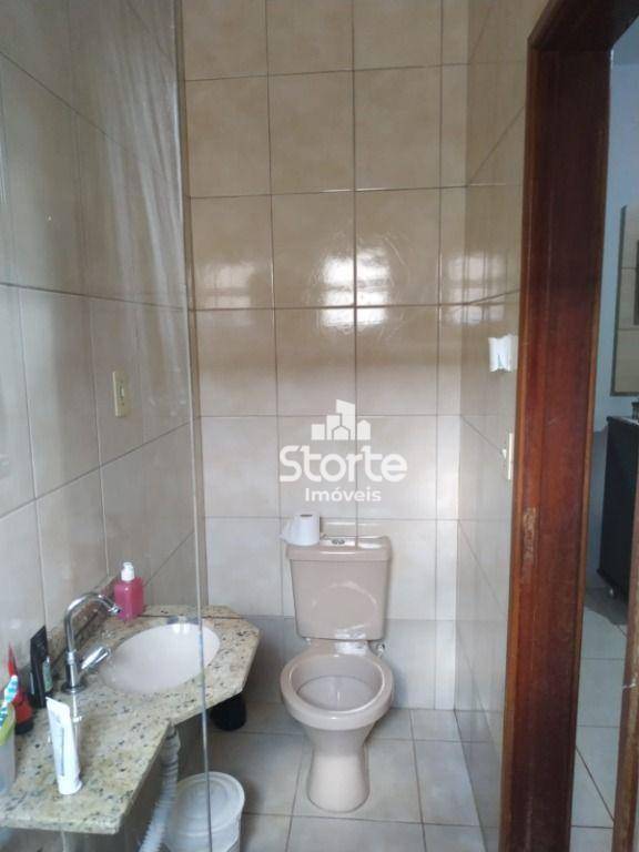 Casa à venda com 3 quartos, 250M2 - Foto 3