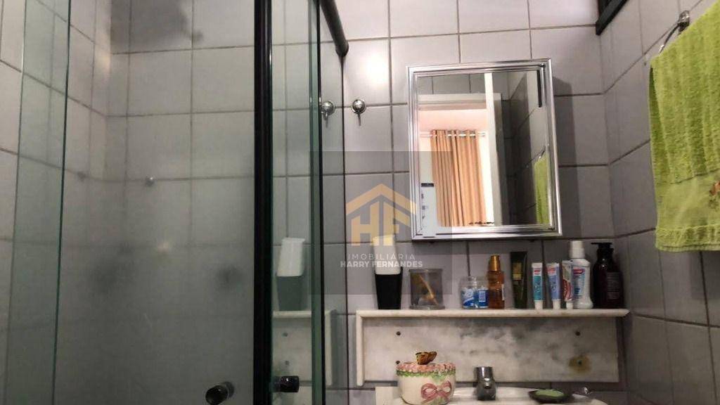 Apartamento à venda com 3 quartos, 107m² - Foto 18