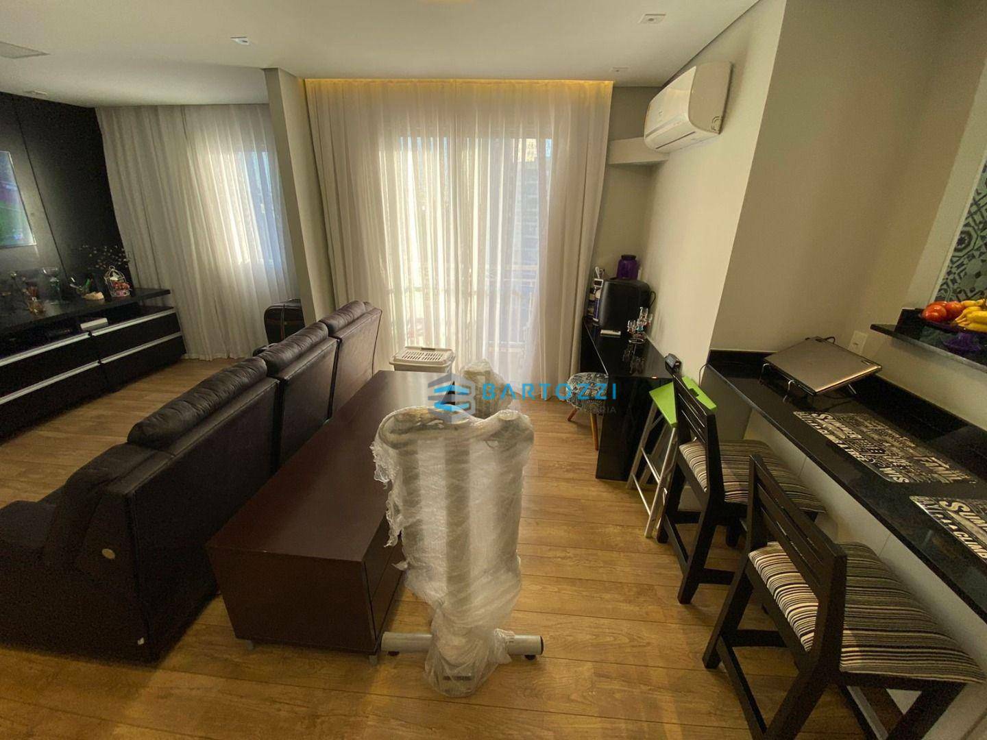 Apartamento à venda com 1 quarto, 50m² - Foto 4