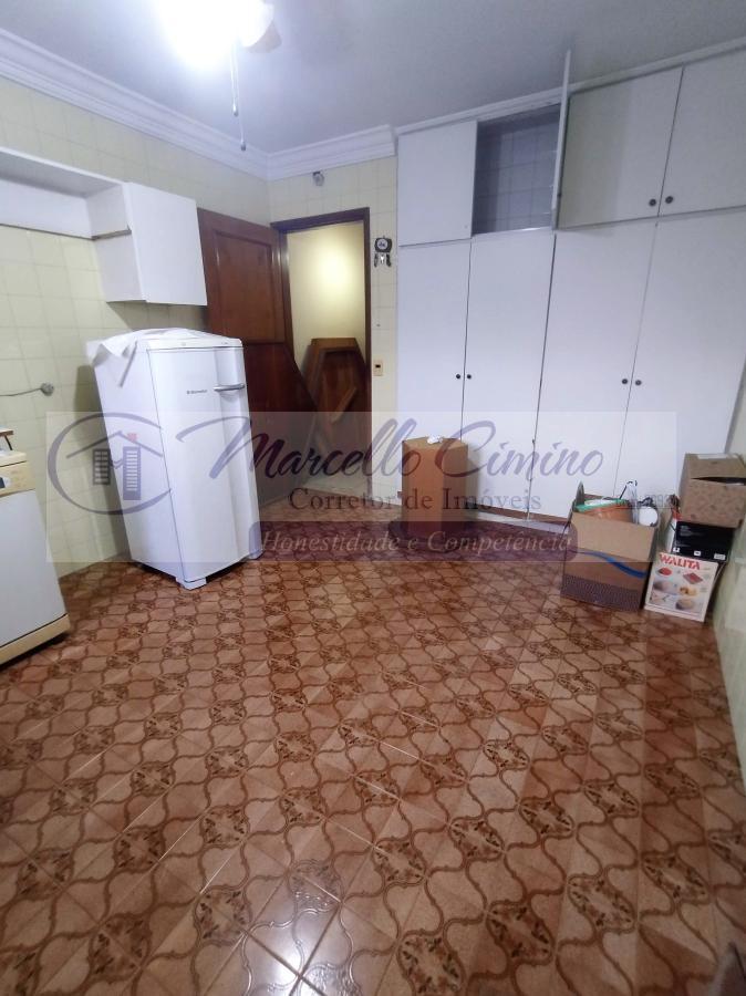 Sobrado à venda com 3 quartos, 181m² - Foto 14