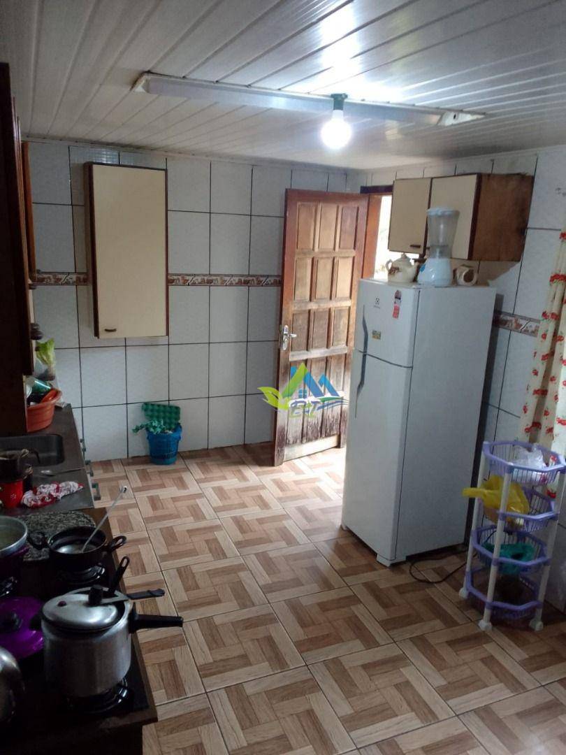 Casa à venda com 3 quartos, 80m² - Foto 11