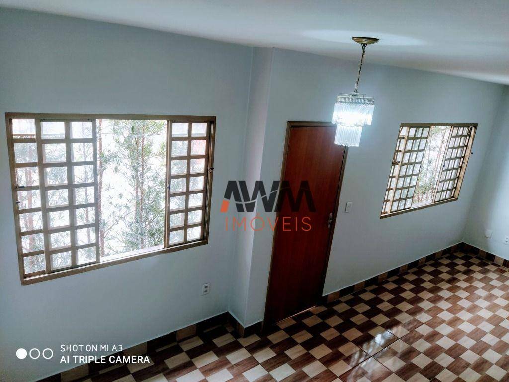 Sobrado à venda com 3 quartos, 104m² - Foto 4