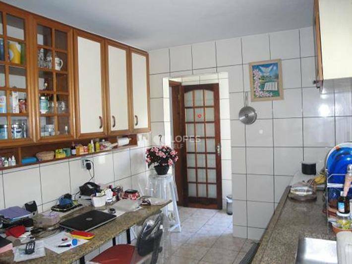 Casa à venda com 4 quartos, 173m² - Foto 9