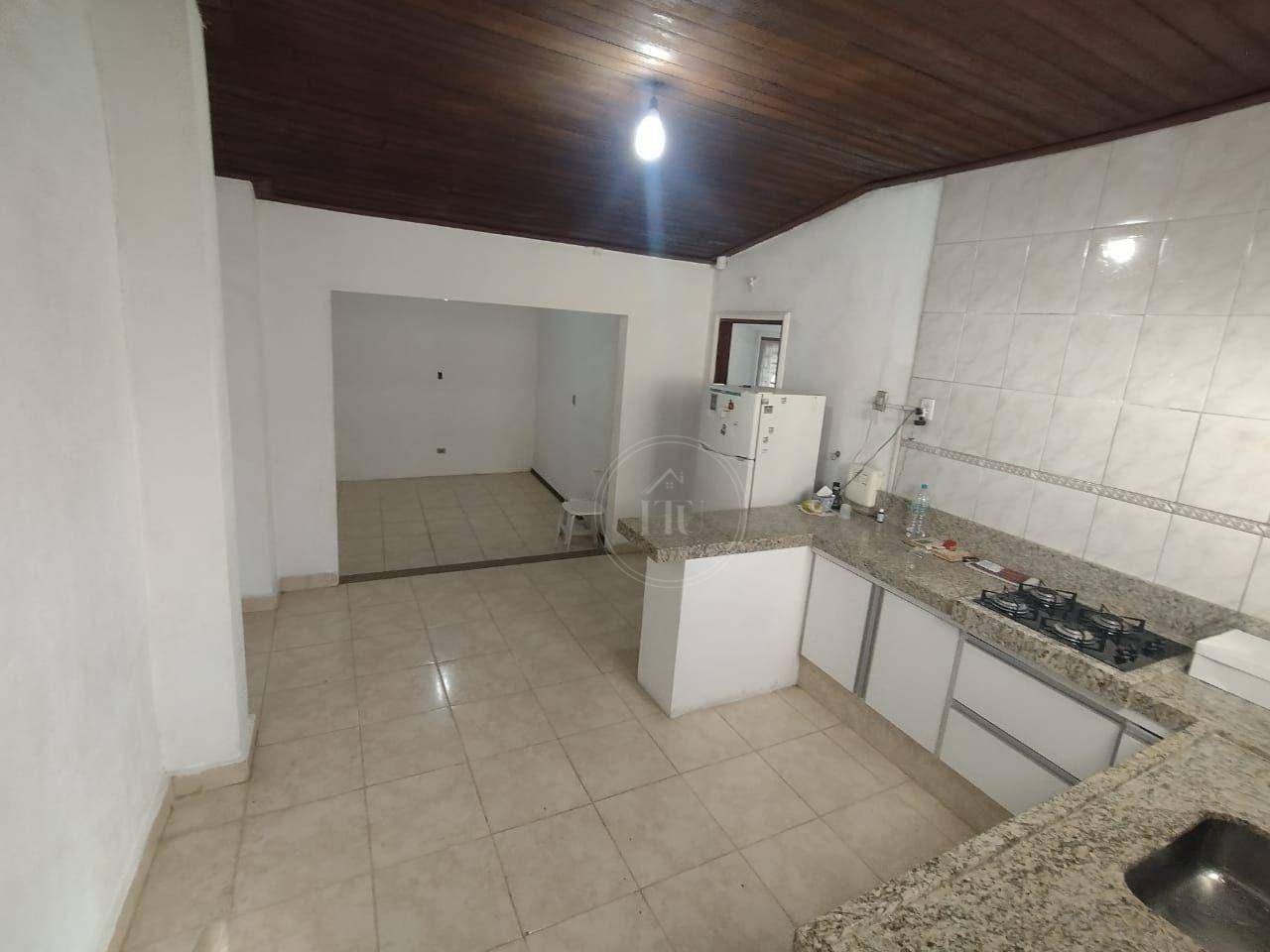 Casa à venda com 4 quartos, 95m² - Foto 13