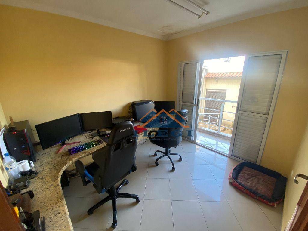 Casa à venda com 3 quartos, 390m² - Foto 5