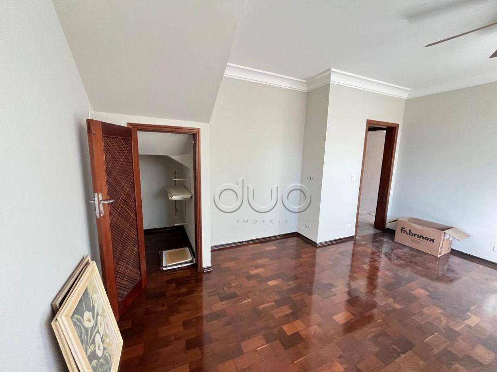 Casa à venda com 4 quartos, 200m² - Foto 14