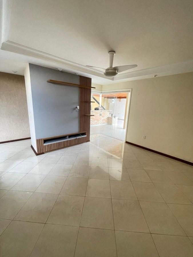 Casa à venda com 3 quartos, 357m² - Foto 20