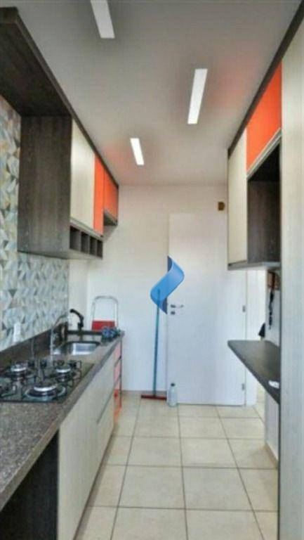 Apartamento à venda com 2 quartos, 52m² - Foto 3