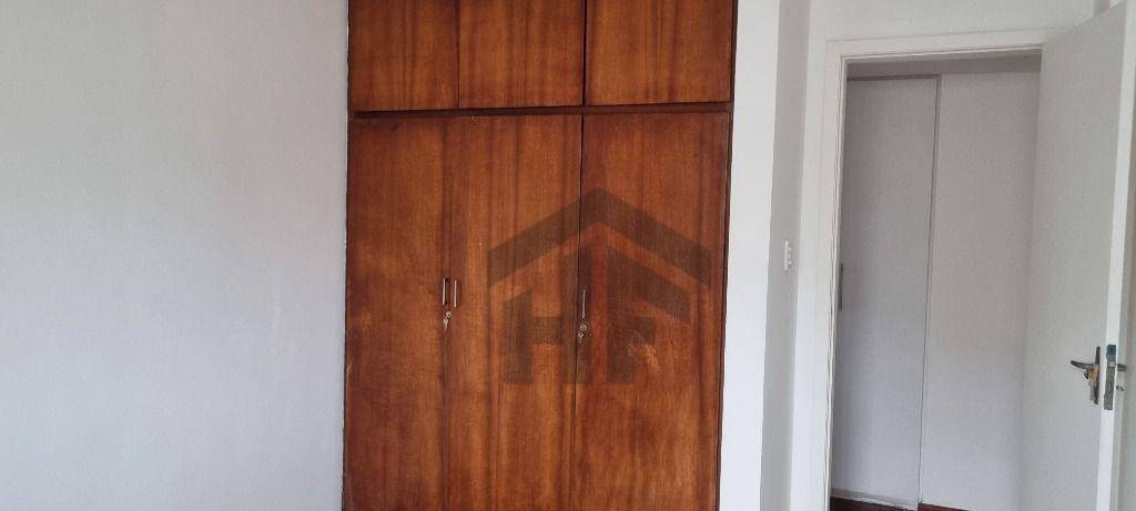 Apartamento para alugar com 3 quartos, 120m² - Foto 9