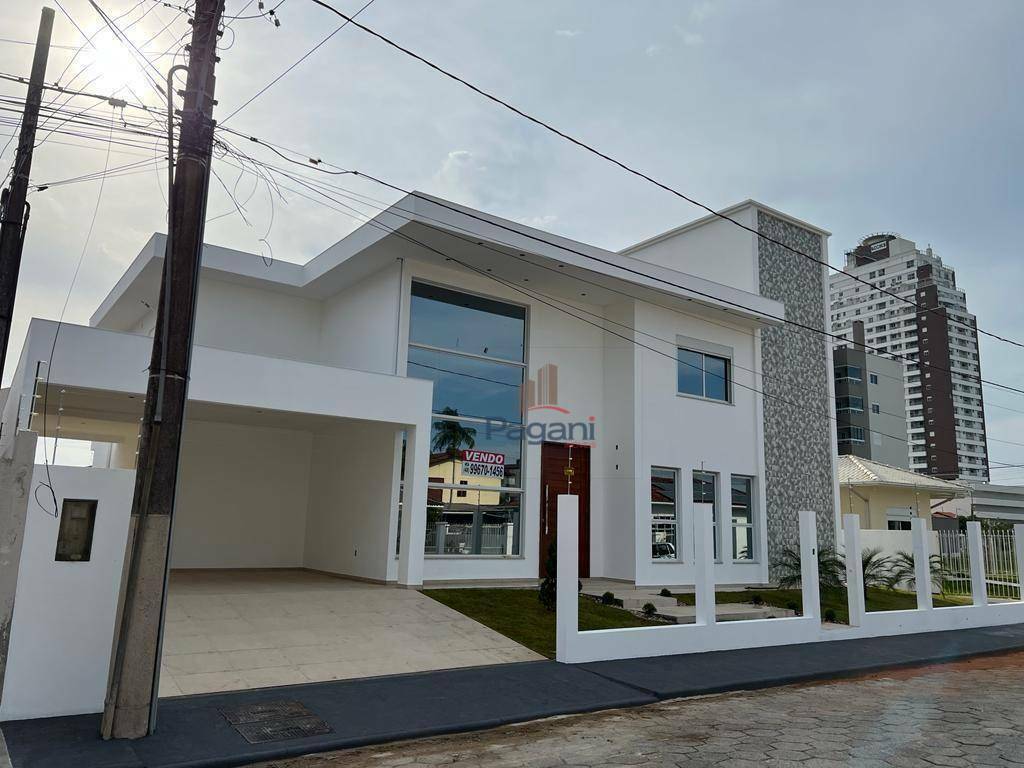 Sobrado à venda com 4 quartos, 410m² - Foto 8