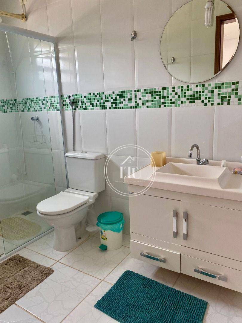 Chácara à venda e aluguel com 6 quartos, 800m² - Foto 9