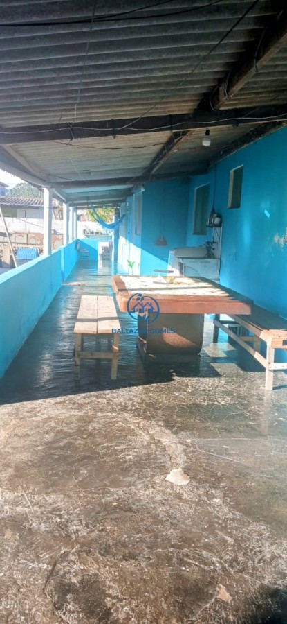 Casa à venda com 3 quartos, 300m² - Foto 15