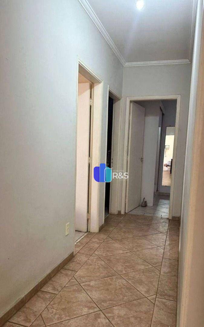 Casa à venda com 3 quartos, 272m² - Foto 6