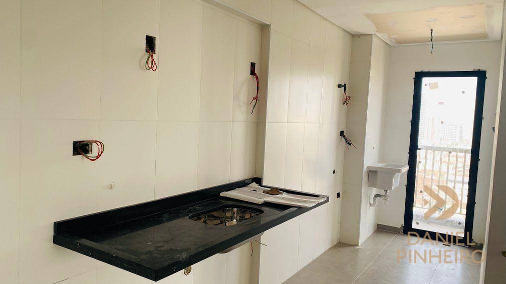 Apartamento à venda com 2 quartos, 70m² - Foto 8