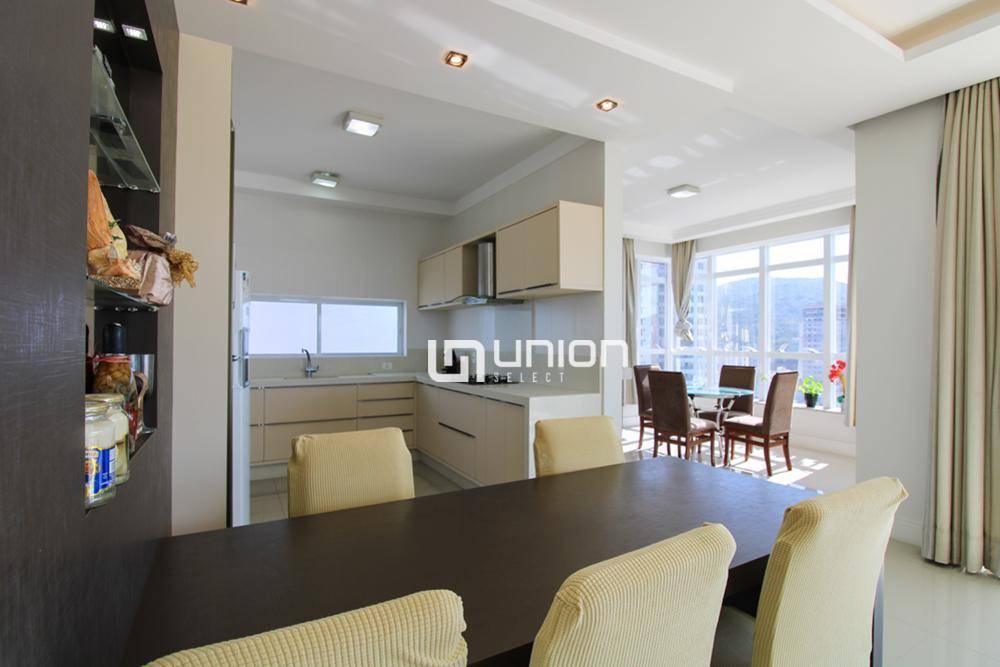 Apartamento à venda com 3 quartos, 167m² - Foto 8