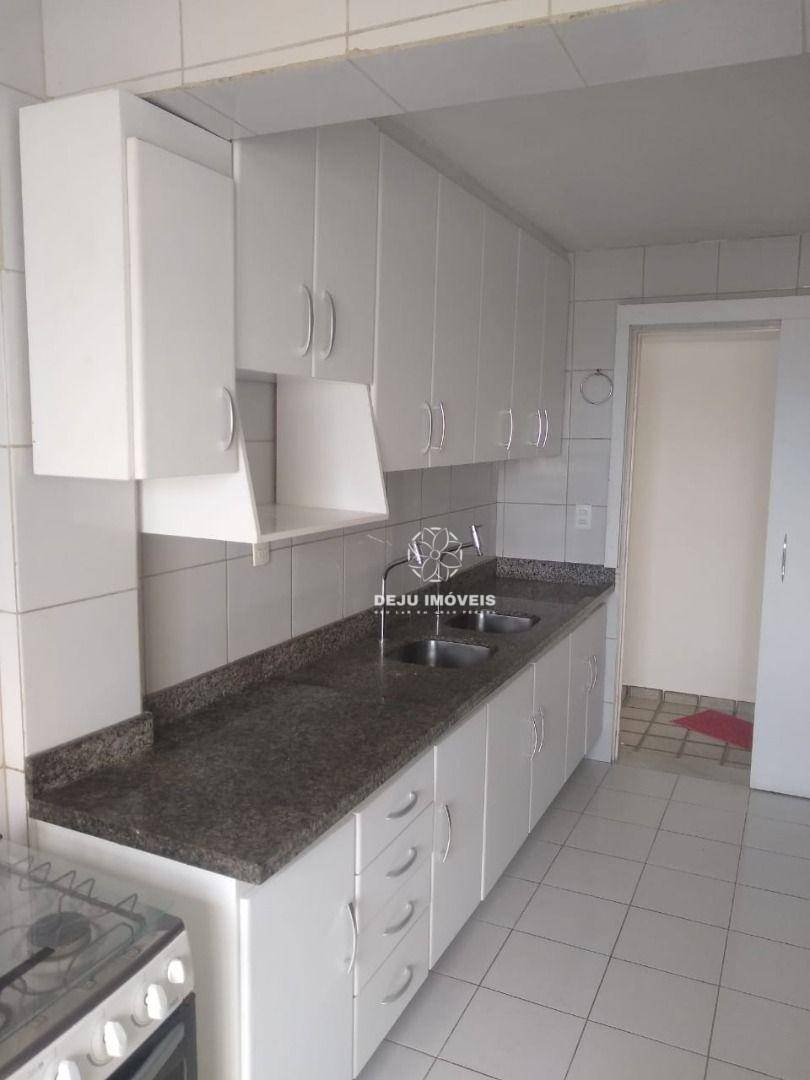 Apartamento à venda com 5 quartos, 300m² - Foto 25