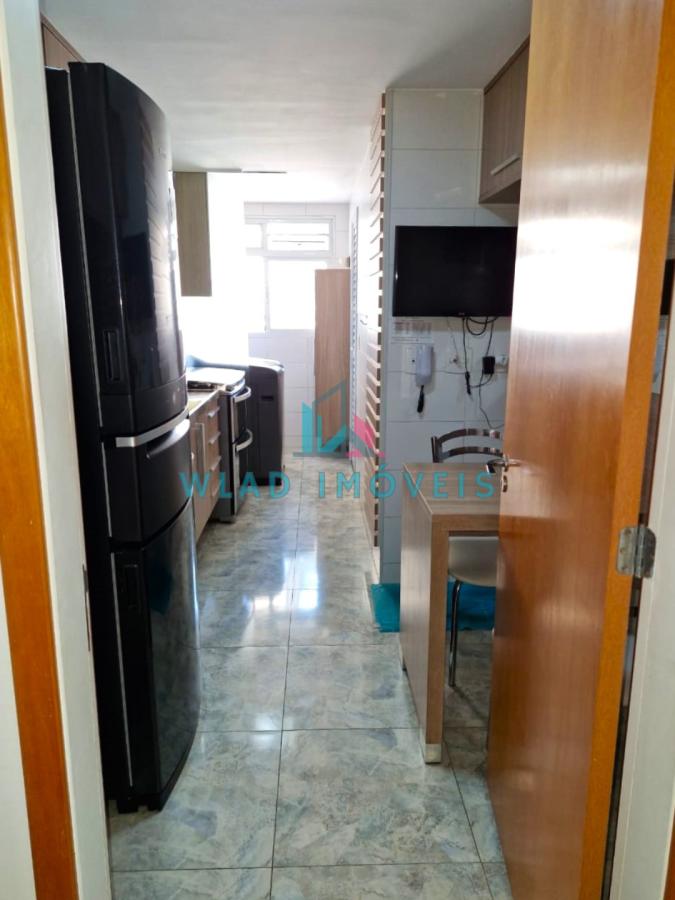 Apartamento à venda com 2 quartos, 85m² - Foto 19