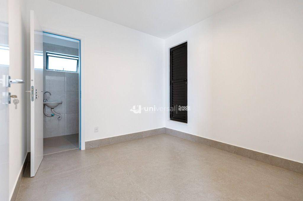Casa de Condomínio à venda com 4 quartos, 367m² - Foto 30