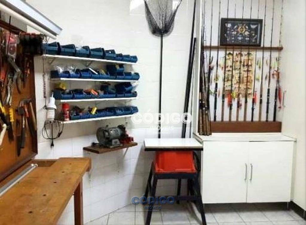 Sobrado à venda com 6 quartos, 360m² - Foto 4