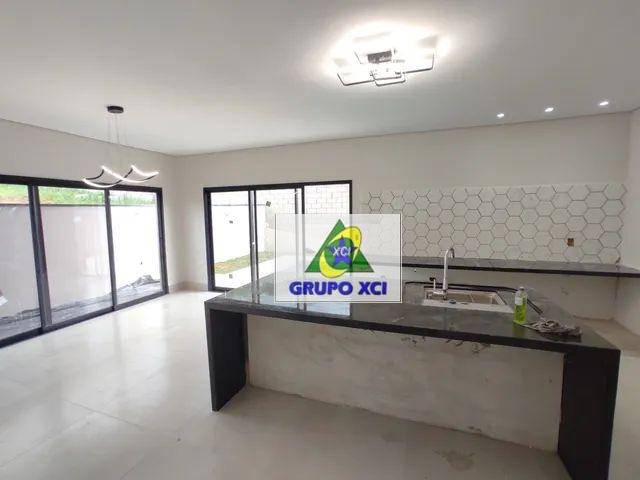 Casa, 3 quartos, 213 m² - Foto 3