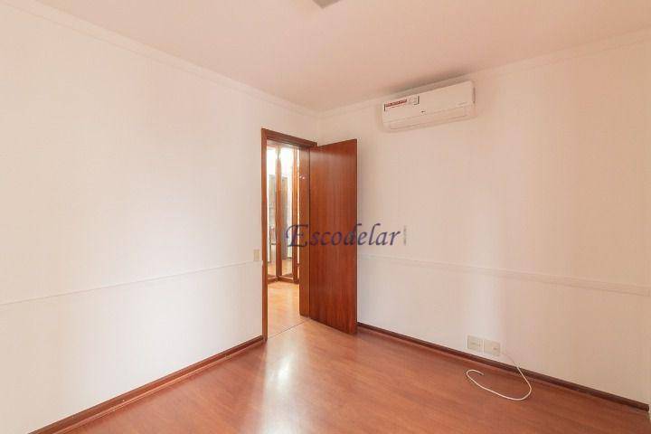 Apartamento para alugar com 4 quartos, 208m² - Foto 32