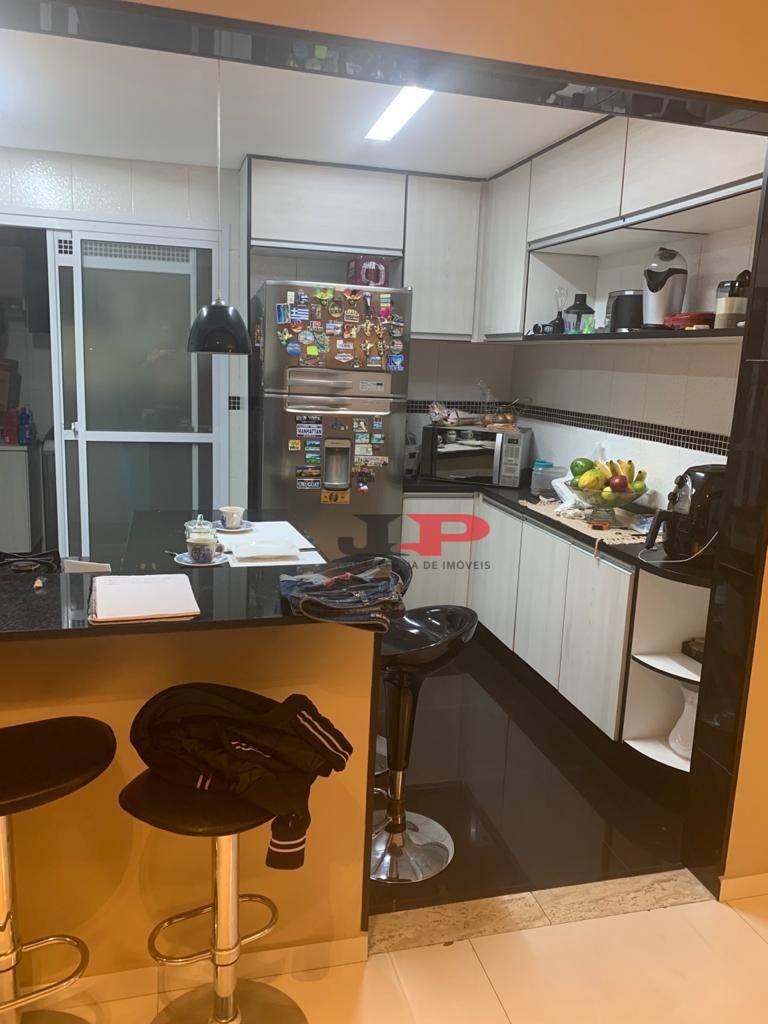 Apartamento à venda com 2 quartos, 94m² - Foto 3