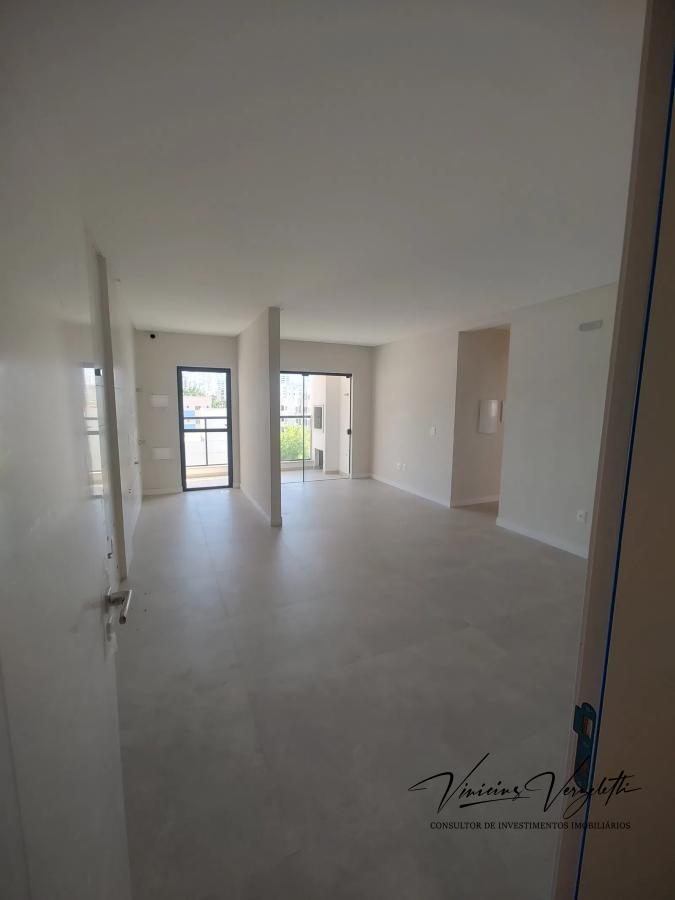 Apartamento à venda com 2 quartos, 64m² - Foto 5