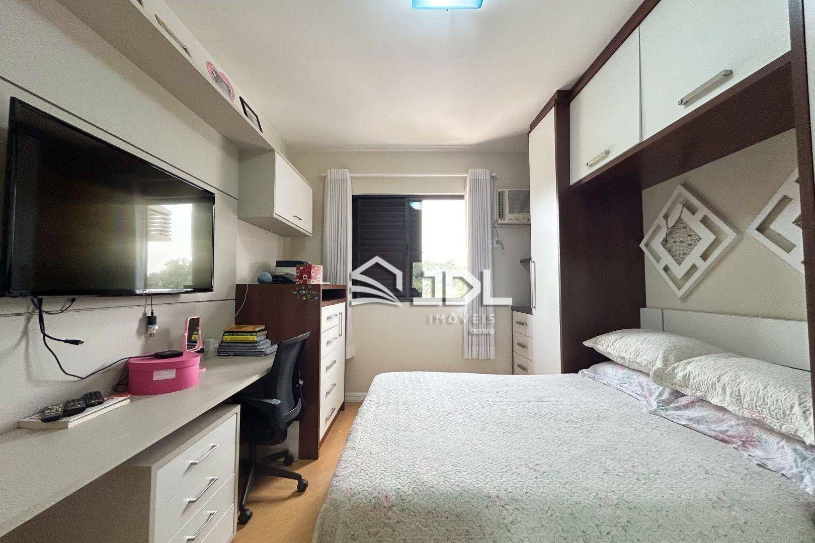 Apartamento à venda com 3 quartos, 87m² - Foto 13