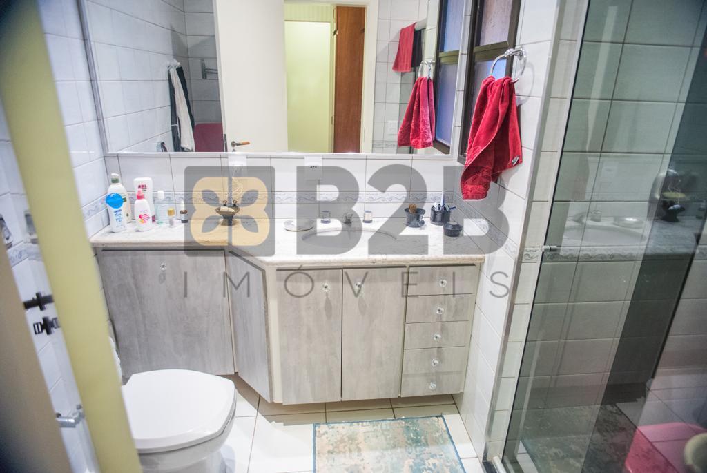 Apartamento à venda com 3 quartos, 142m² - Foto 9