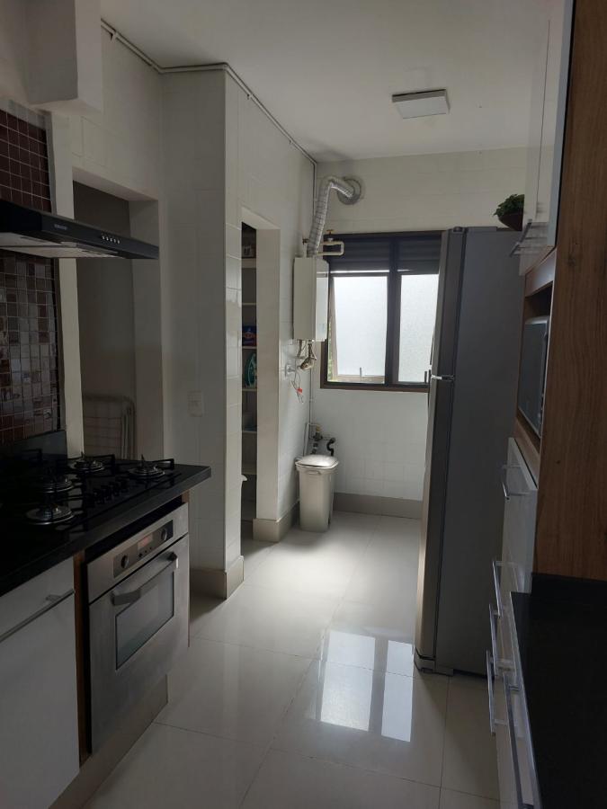 Apartamento para alugar com 3 quartos, 131m² - Foto 11