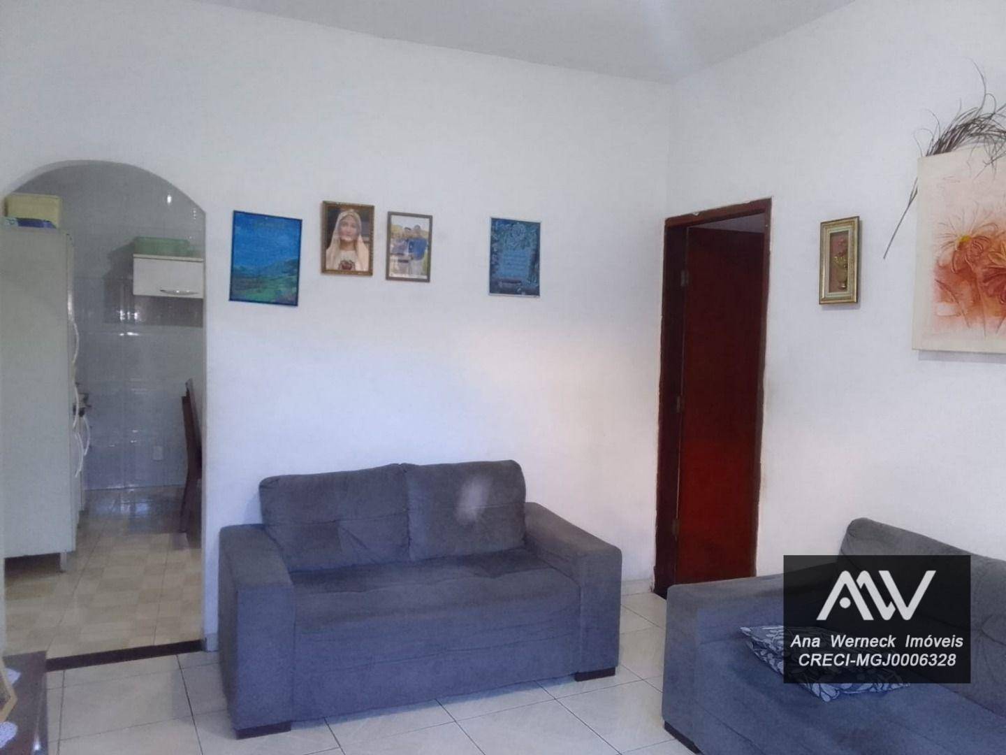 Casa à venda com 6 quartos, 200m² - Foto 7