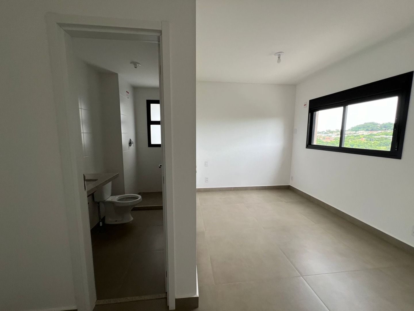 Apartamento à venda com 4 quartos, 198m² - Foto 11