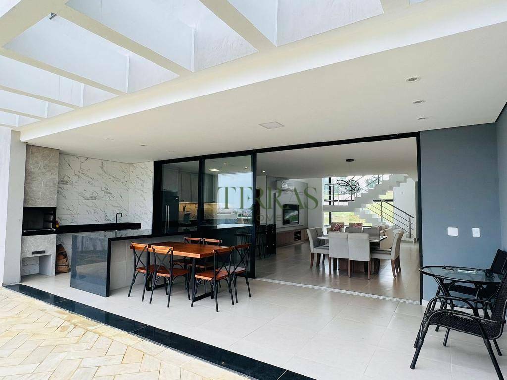 Casa de Condomínio à venda com 4 quartos, 362m² - Foto 11