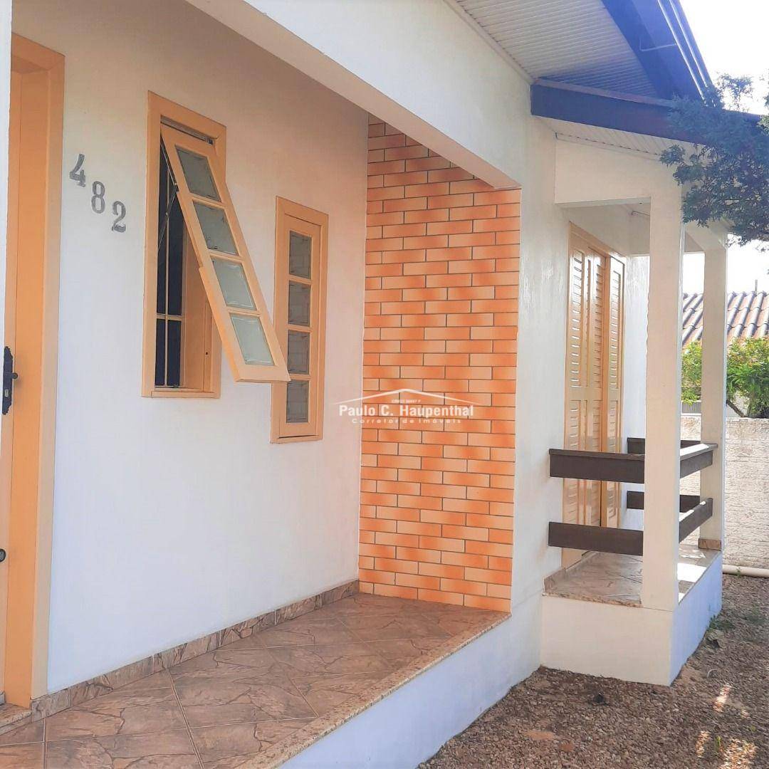 Casa à venda com 2 quartos, 200m² - Foto 2