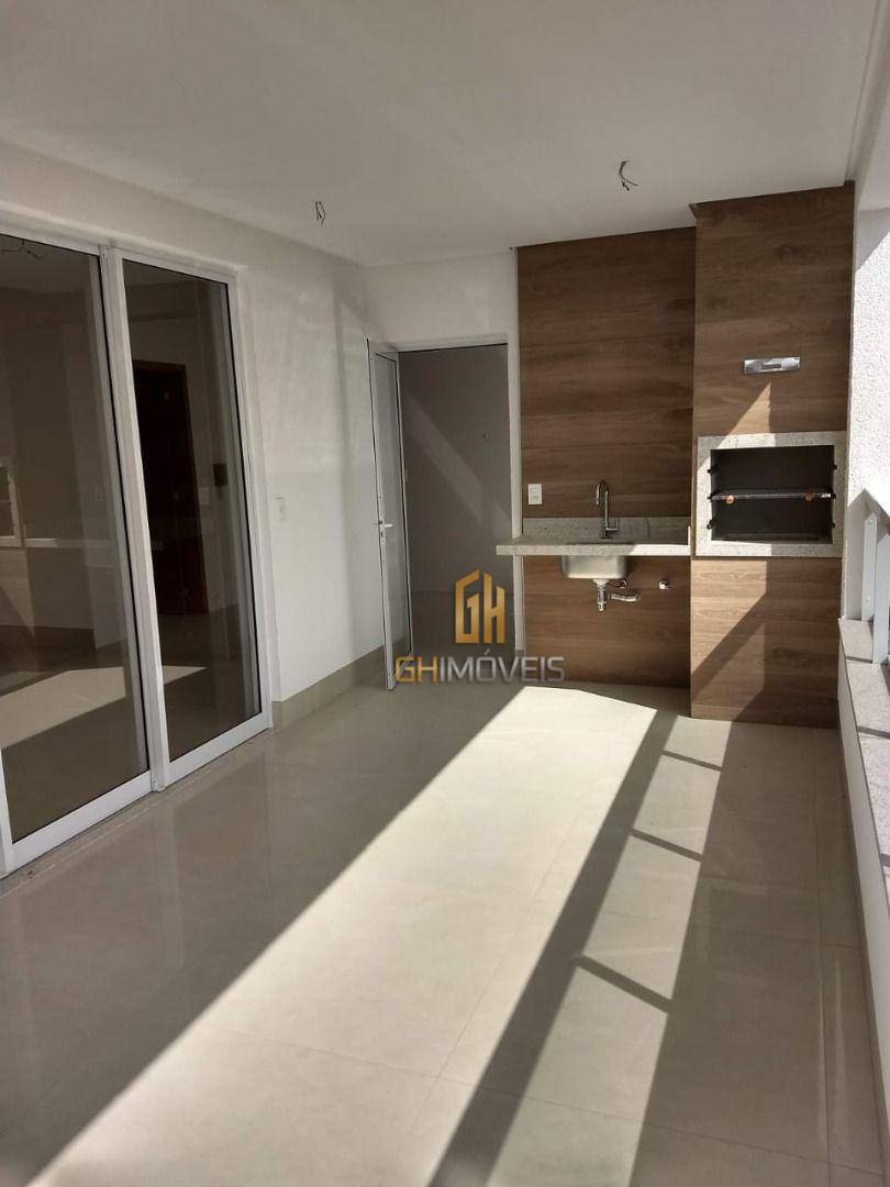 Apartamento à venda com 3 quartos, 155m² - Foto 4