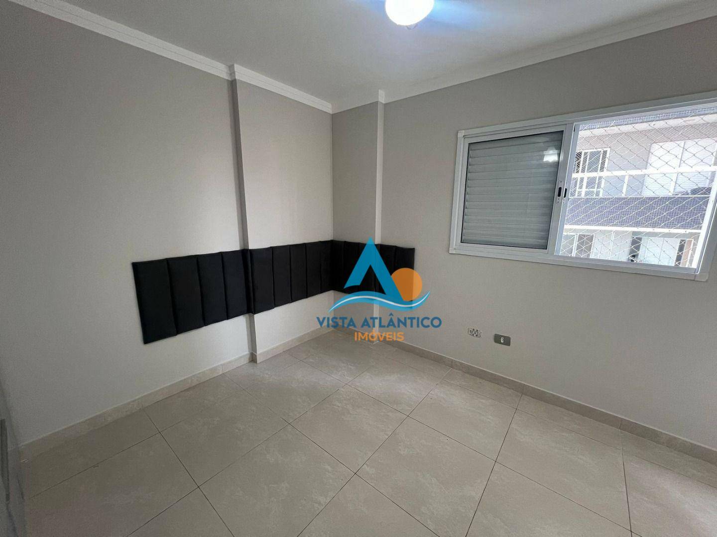 Apartamento à venda com 2 quartos, 75m² - Foto 13