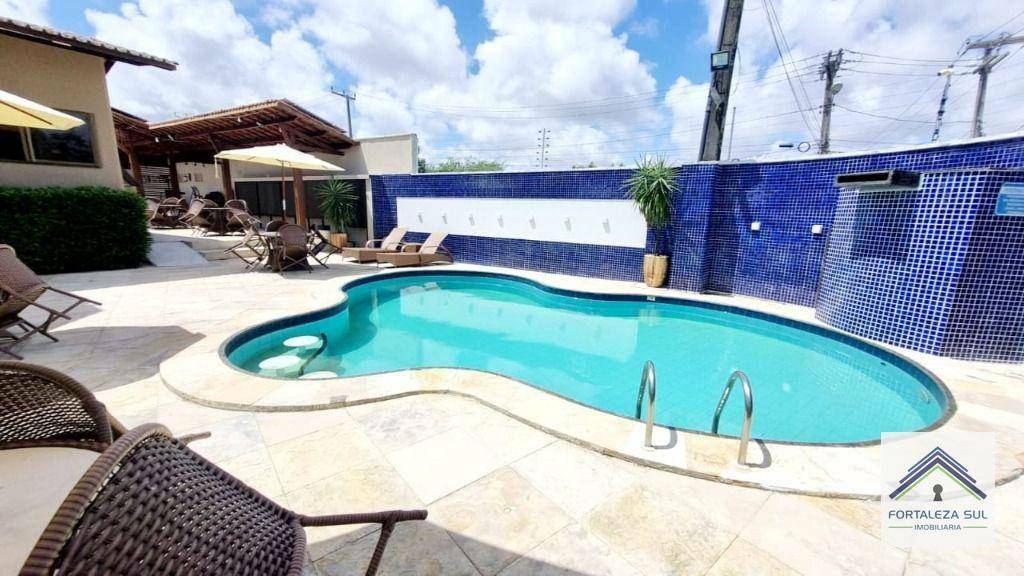 Casa de Condomínio à venda com 5 quartos, 166m² - Foto 3