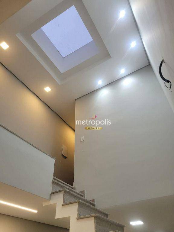 Sobrado à venda com 3 quartos, 150m² - Foto 4