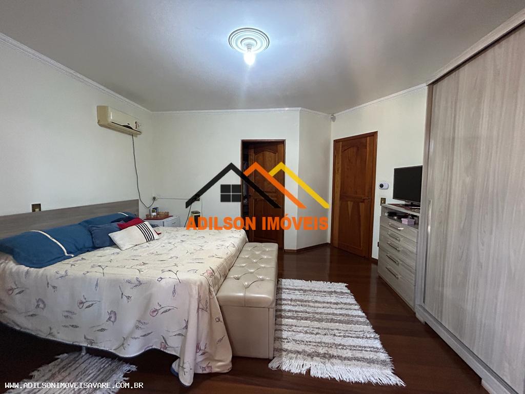 Casa à venda com 4 quartos, 450m² - Foto 12