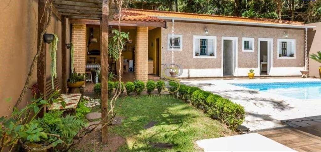 Casa à venda com 5 quartos, 280m² - Foto 4