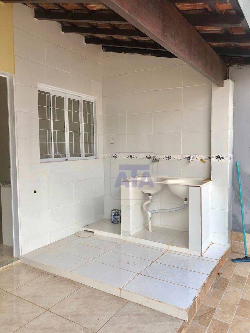 Casa à venda com 4 quartos, 125m² - Foto 14