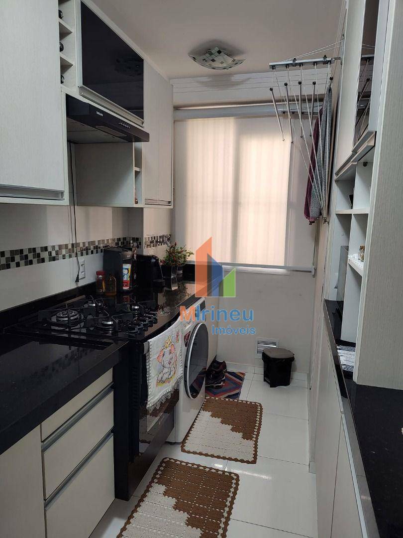 Apartamento à venda com 3 quartos, 55m² - Foto 9